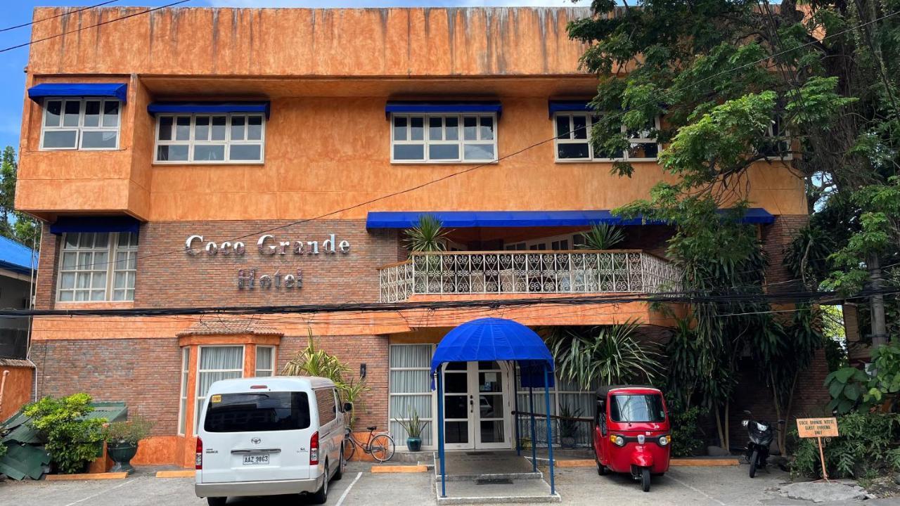 Coco Grande Hotel Dumaguete City Exterior photo