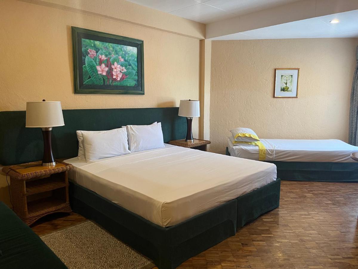Coco Grande Hotel Dumaguete City Exterior photo